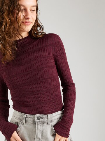 Pull-over ESPRIT en rouge