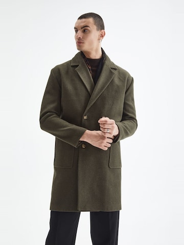 Manteau mi-saison Antioch en vert : devant