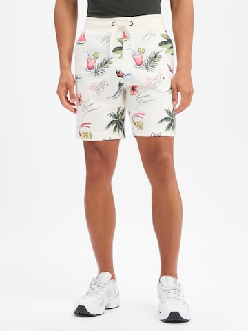 Nils Sundström Regular Broek in Wit: voorkant