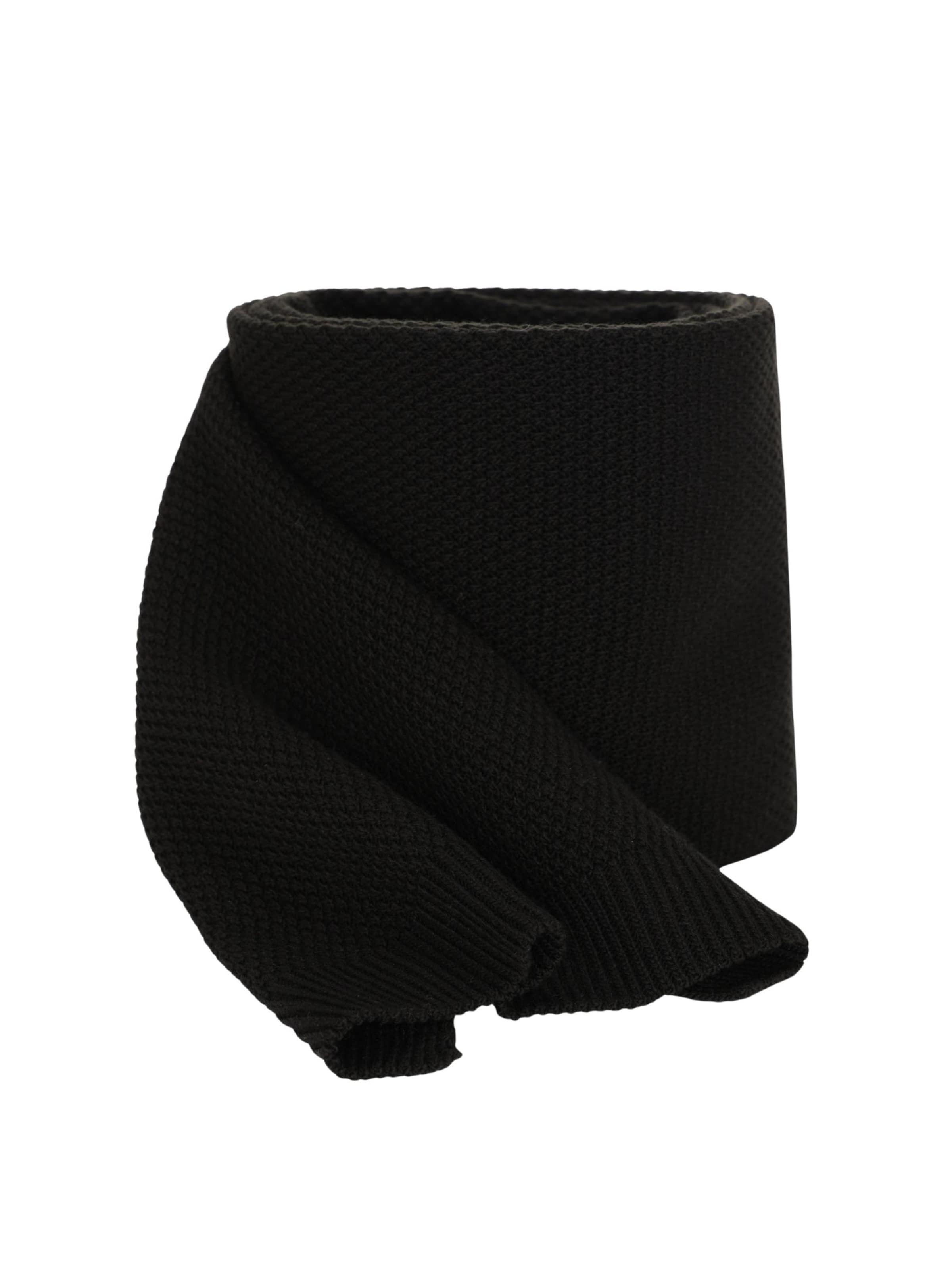 Maxte Scarf in Black