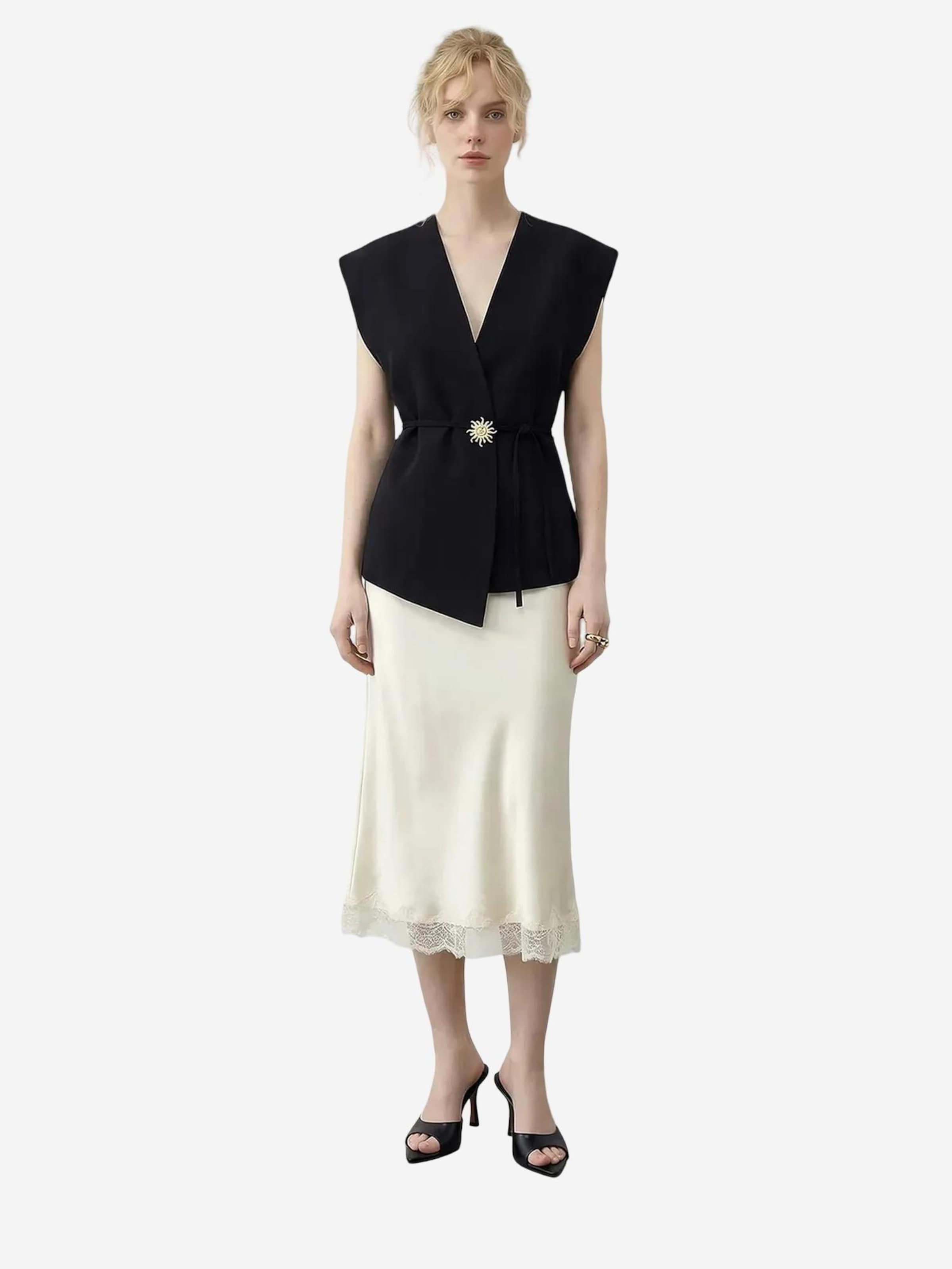 Bianco Lucci Vest in Black