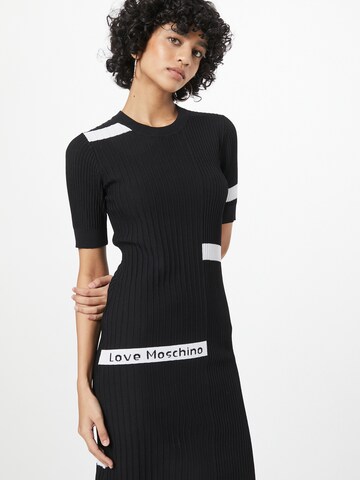 Love Moschino Úpletové šaty – černá