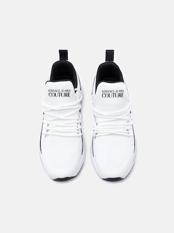 Versace Jeans Couture Rövid szárú sportcipők 'FONDO DYNAMIC' - fehér