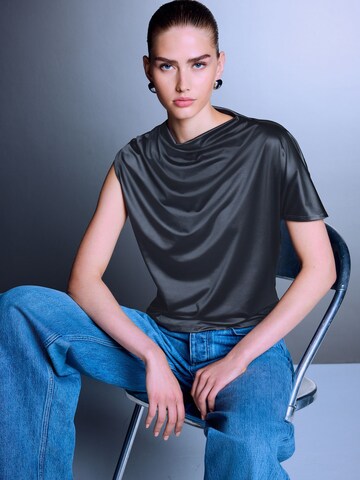 Next - Blusa en azul