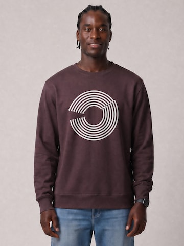 Watapparel Sweatshirt in Rood: voorkant