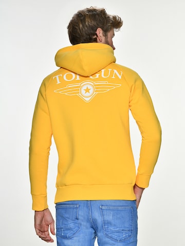 TOP GUN Sweatshirt 'Tender' in Geel