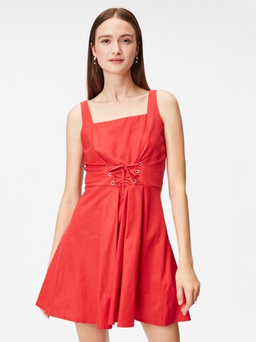 Trendyol Zomerjurk in Rood: voorkant