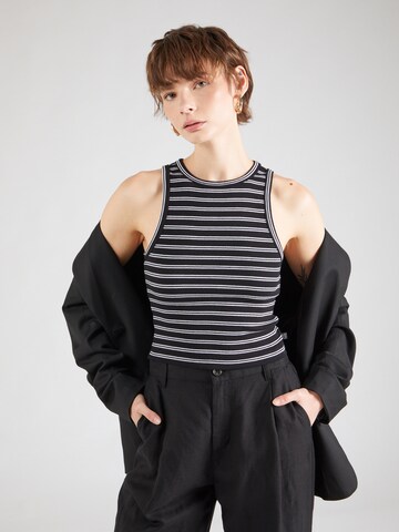 QS Top in Zwart: voorkant