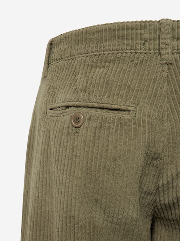 Brava Fabrics regular Παντελόνι πλισέ σε πράσινο