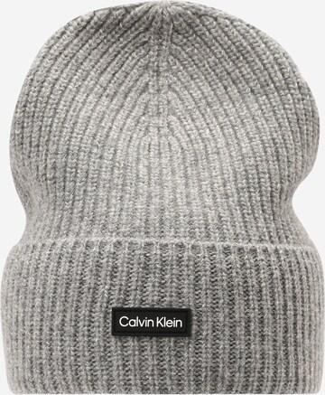 Calvin Klein - Gorra en gris