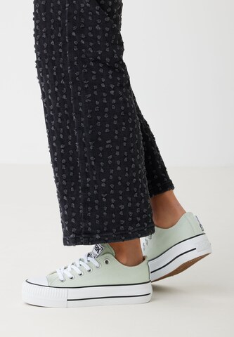 BRITISH KNIGHTS Sneaker low 'Kaya' i grøn