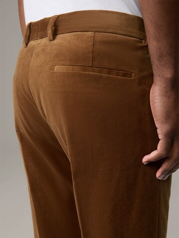 STRELLSON Slimfit Hose ' Melwin ' in Braun