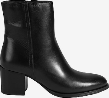Desa Boots in Schwarz: Vorderseite