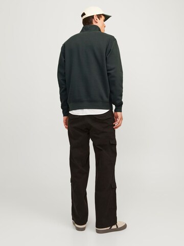 JACK & JONES Sweatshirt 'JORVesterbro ' in Groen
