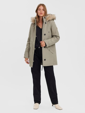 VERO MODA Winterparka 'Strom' in Beige