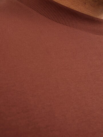Maglietta 'Sanchez' di Jack & Jones Plus in marrone