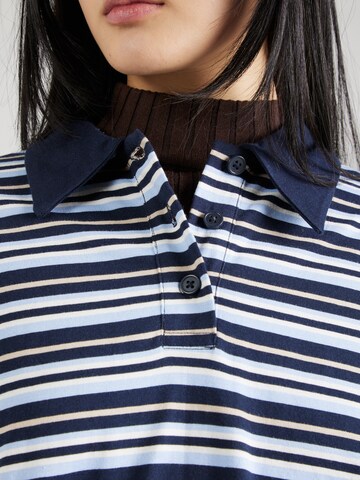 WEEKDAY Oversized shirt 'Emma' in Blue