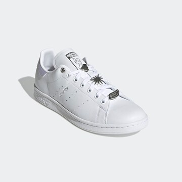 ADIDAS ORIGINALS Σνίκερ χαμηλό 'Stan Smith' σε λευκό