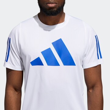 ADIDAS PERFORMANCE - Camisa funcionais 'FreeLift' em branco