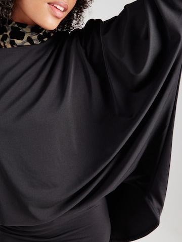 Rochie de la JOOP! pe negru