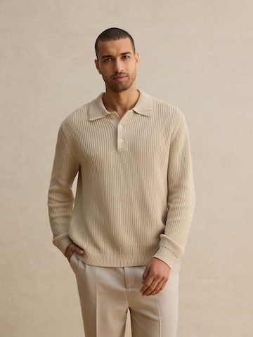 DAN FOX APPAREL Pulover 'Luca' | rjava barva: sprednja stran