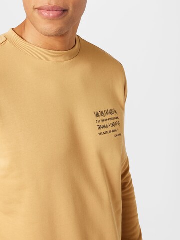 Sweat-shirt WESTMARK LONDON en jaune