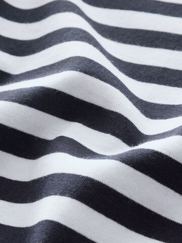 Next - Camiseta en negro