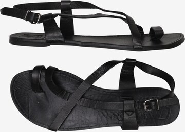 VAGABOND SHOEMAKERS Sandals & High-Heeled Sandals in 39 in Black: front