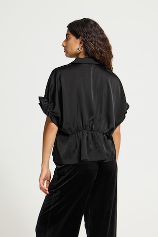 ICHI - Blusa 'IHLETTA' en negro