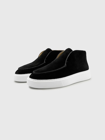 Slipper 'Atmos High' di Dutch'D in nero
