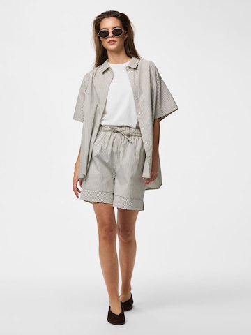 PIECES Loosefit Shorts 'PCEmmy' in Beige