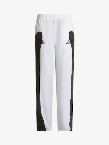 UMBRO Regular Hosen in Weiß: Vorderseite