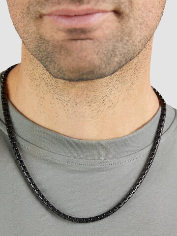 s.Oliver Kette 'The Basics' in Schwarz