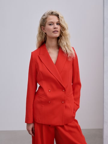 Next Blazer in Rot: Vorderseite
