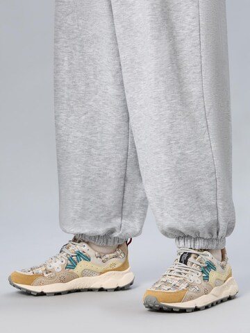 Flower Mountain Veterschoen 'YAMANO 3' in Beige