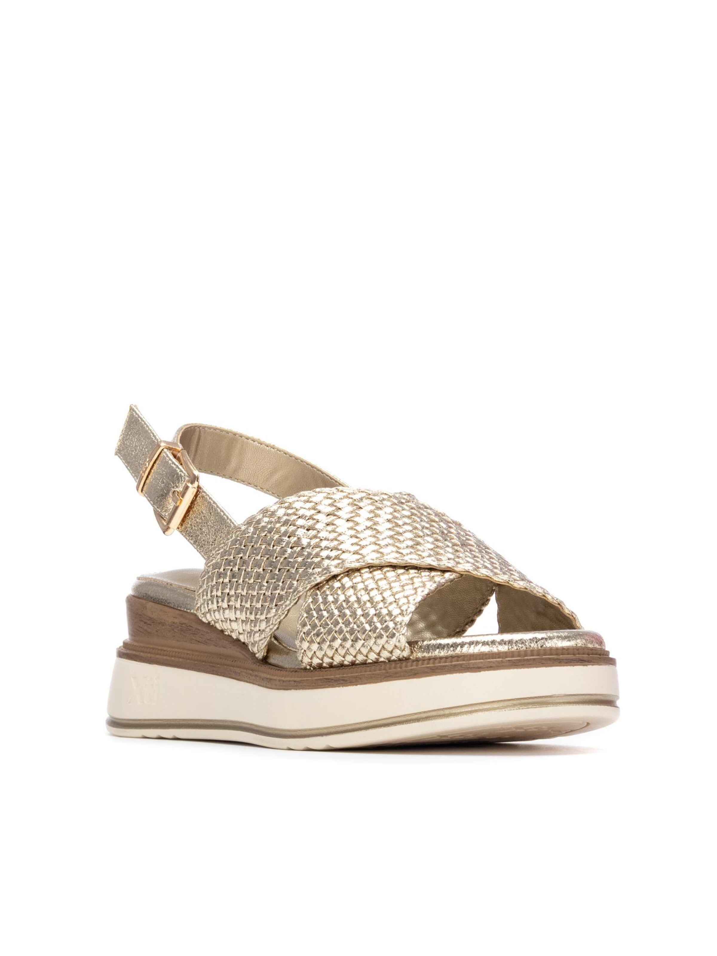 Xti - Sandalias en oro