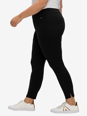 SHEEGO Skinny Leggings in Zwart