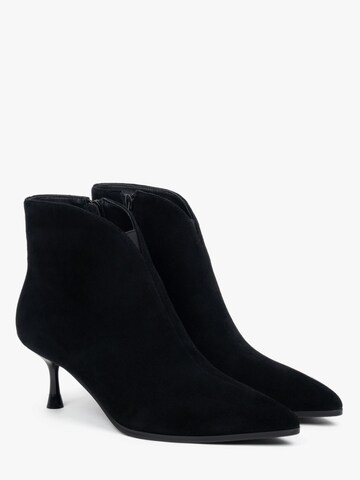 Estro Booties '1043-21' in Black