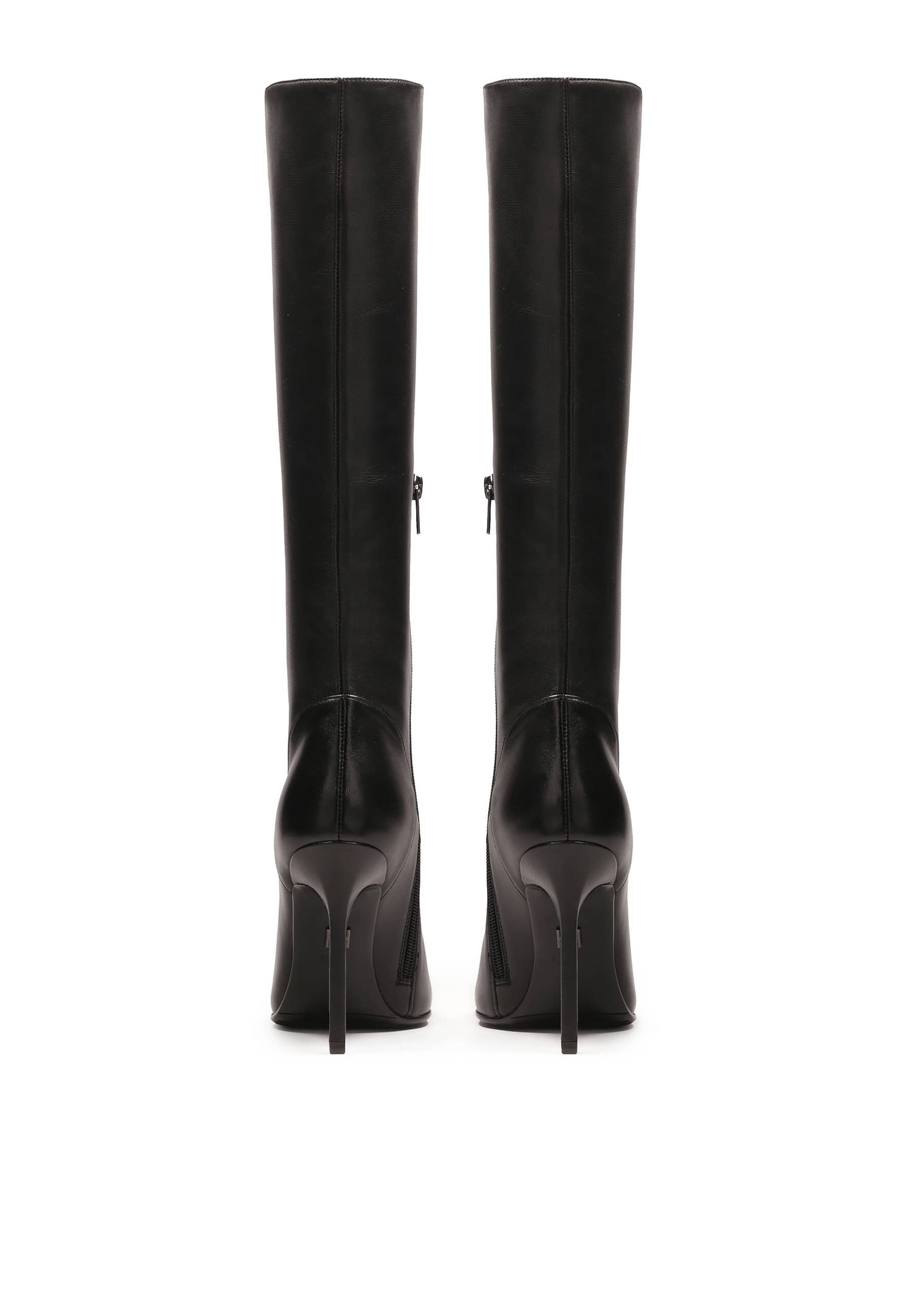 Kazar Saapad, värv must