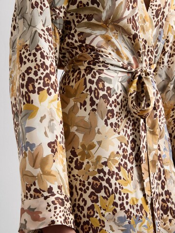 INTIMISSIMI Kimono  'Simply Iconic' in Braun