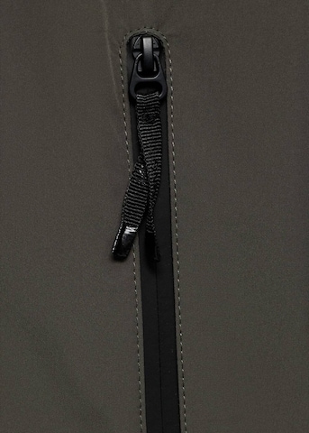 MANGO MAN Funktionsjacke 'Ares' in Grün