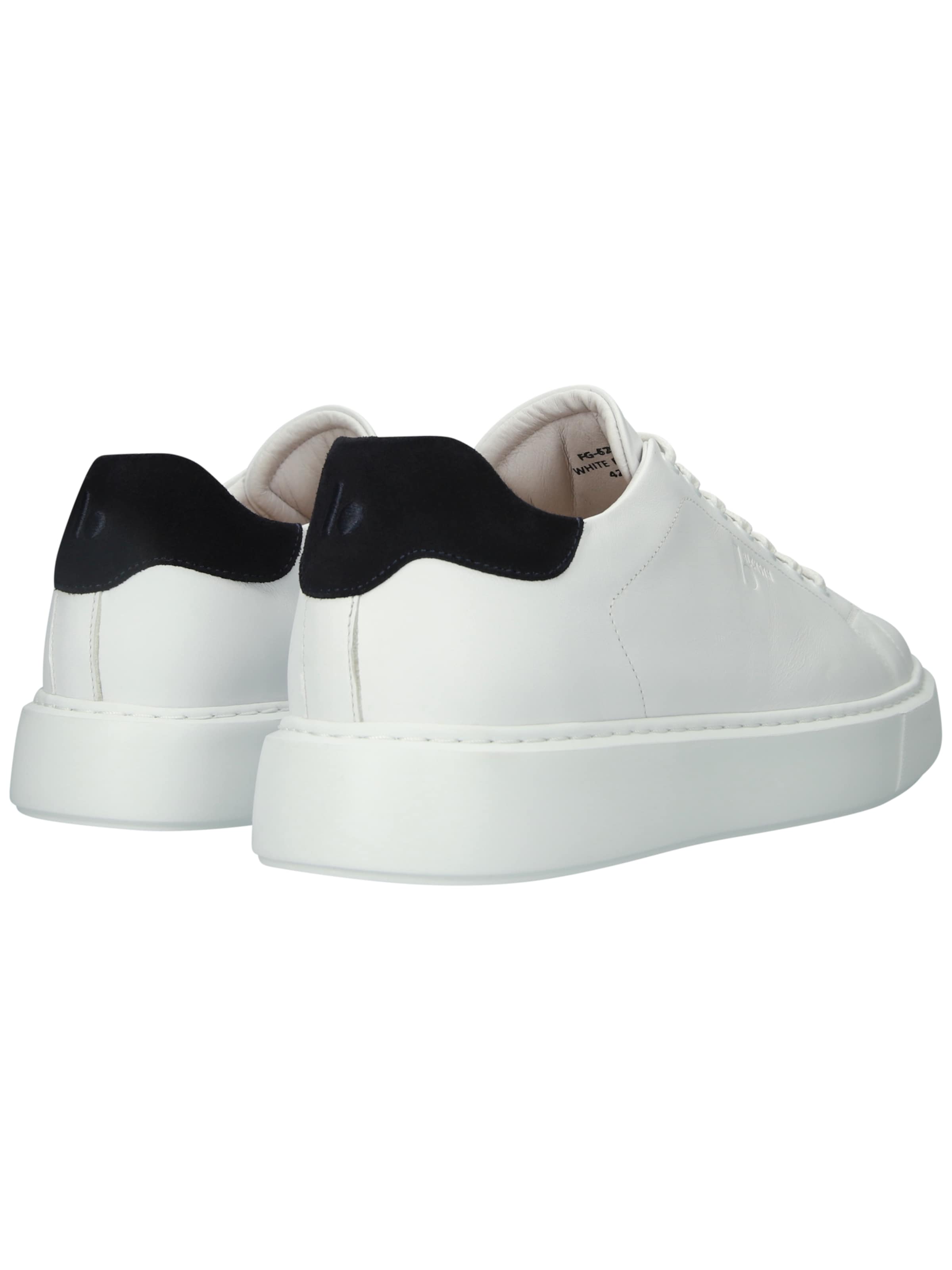 BLACKSTONE Platform trainers 'Stanley Miles' in White