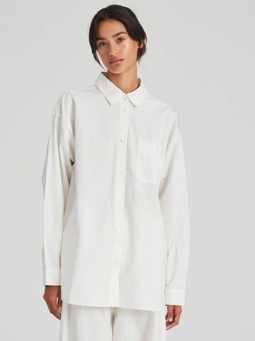 Camicia da donna 'Astrid' di Gai+Lisva in bianco: frontale