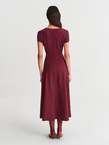 Robe 'NORIKAE' TATUUM en rouge