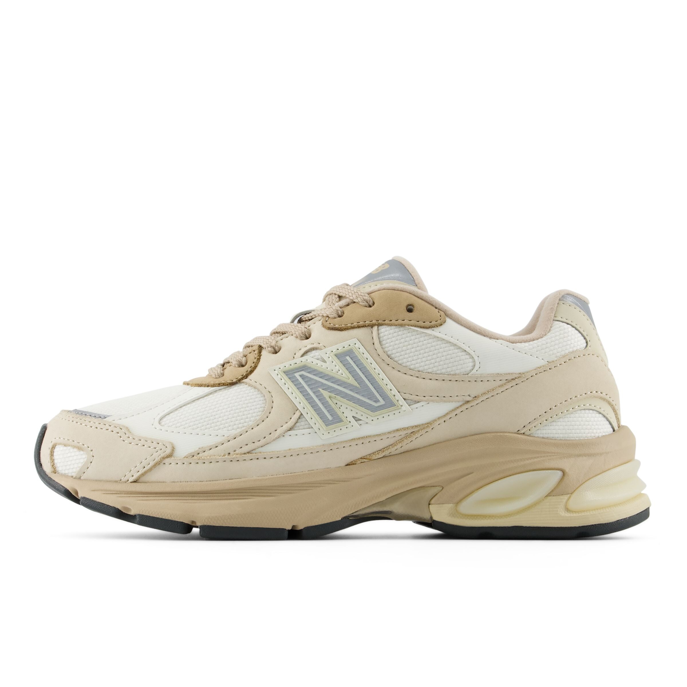 new balance Sneakers '2010' in Beige: front