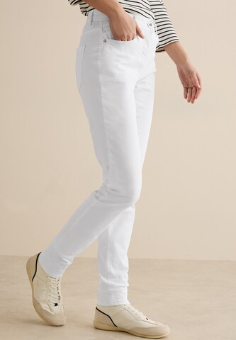 CECIL Slimfit Jeans in Weiß: Vorderseite