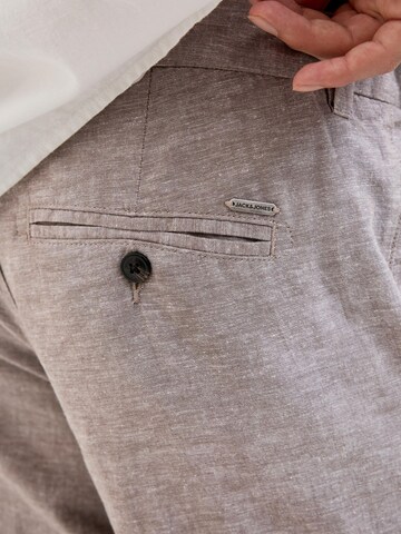 JACK & JONES Tapered Chino 'JPSTace JJSummer' in Bruin