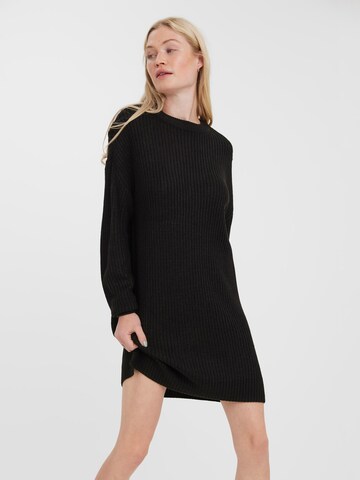 Robes en maille 'LEA' VERO MODA en noir : devant