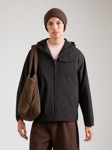 Lyle & Scott Tussenjas in Zwart: voorkant