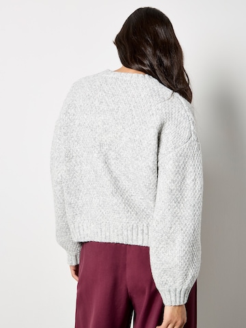 Pull-over ' ' Apricot en gris